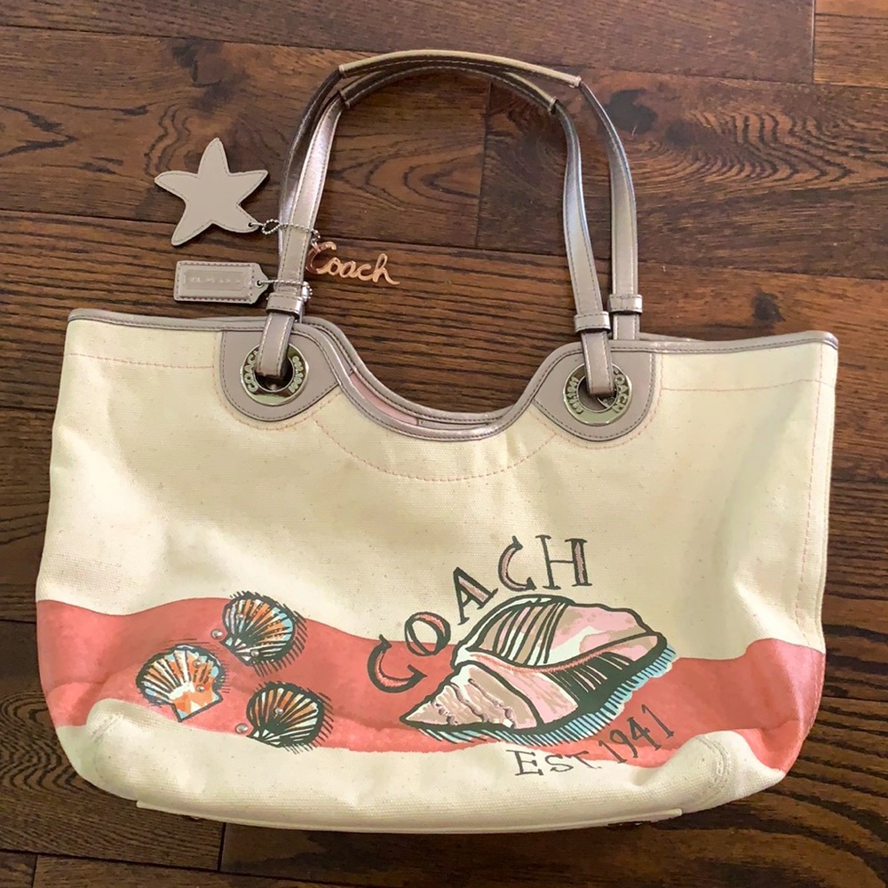 Authentic Coach tote 👍